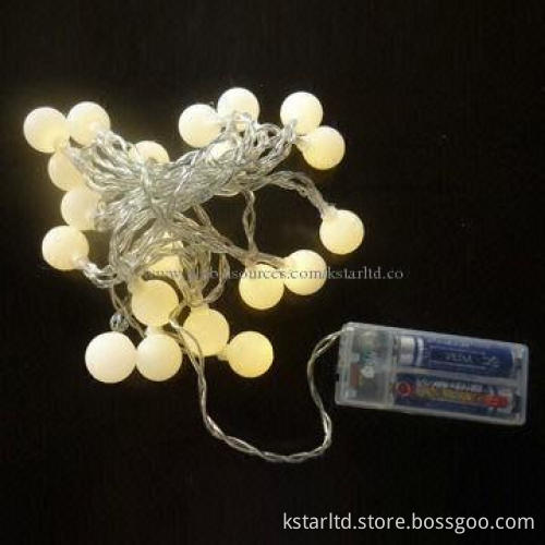 2AA battery light with 20 warm white LED and 2cm milky ball, transparent cable, CE-/RoHS-certified